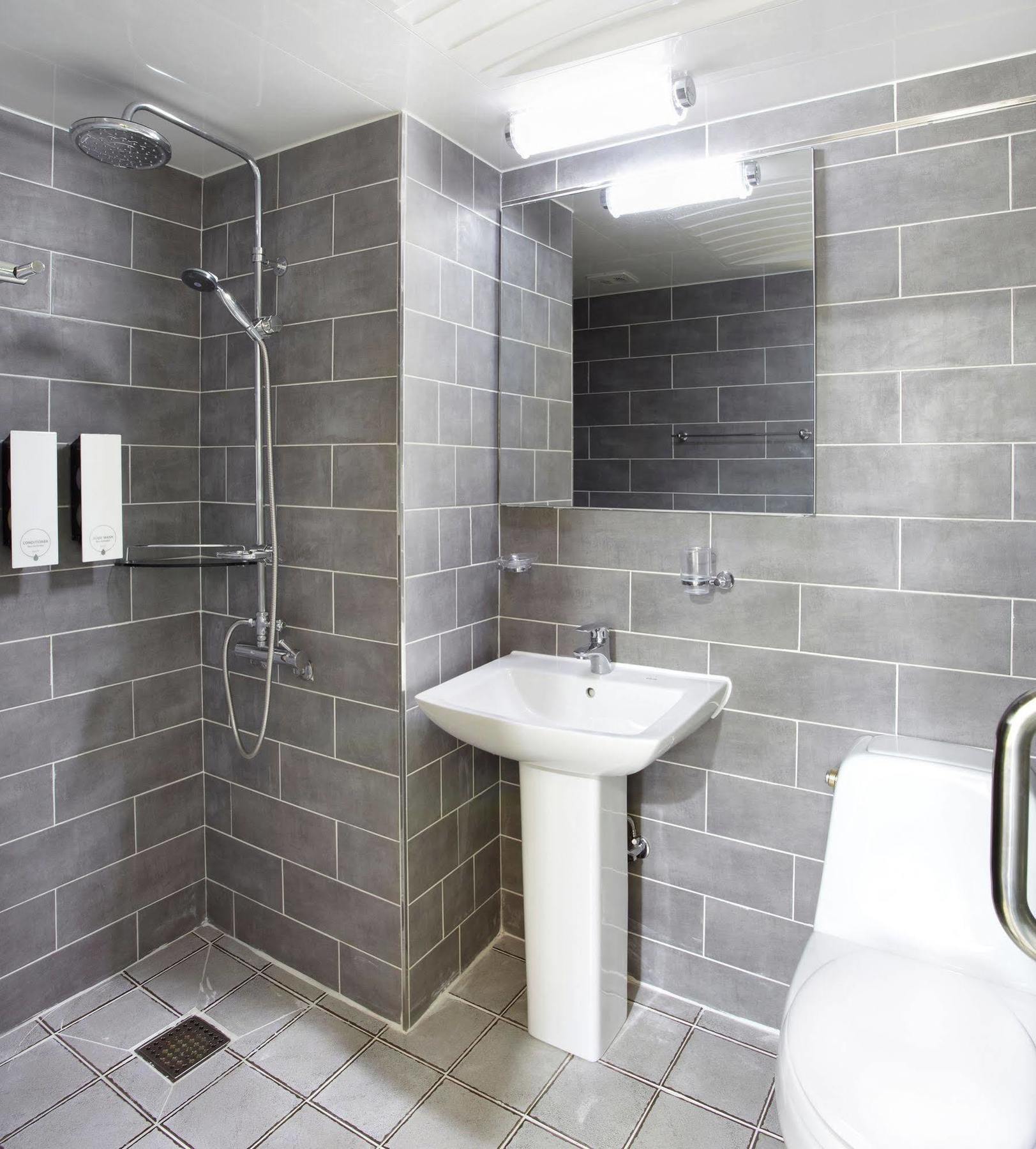 Hotel Cloud 9 Busan Bagian luar foto